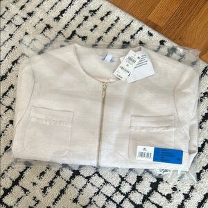 Bar III Cream Blazer with Modern Collarless Design